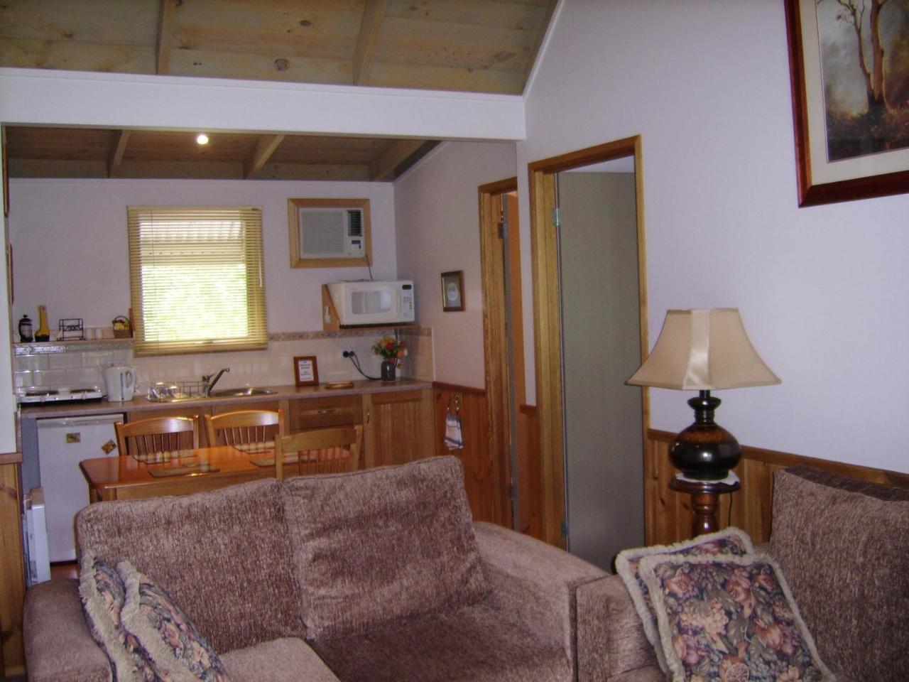 Shady Brook Cottages Harrietville Extérieur photo